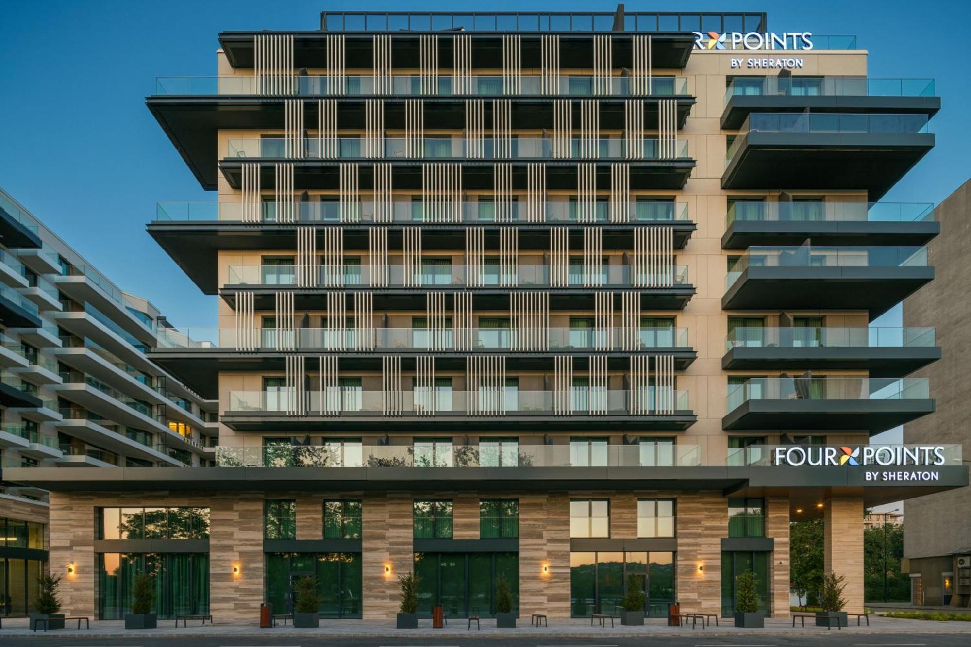 Four Points By Sheraton Budapest Danube Hotel Exterior photo